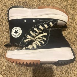Converse platform run star hike